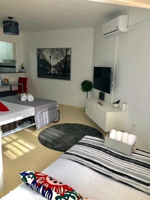 Appartement Studio In The Center Of Torremolinos Extérieur photo
